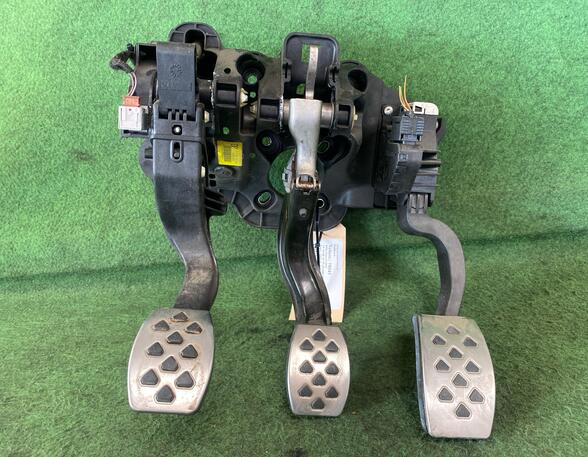 Pedal Assembly OPEL CORSA D (S07)