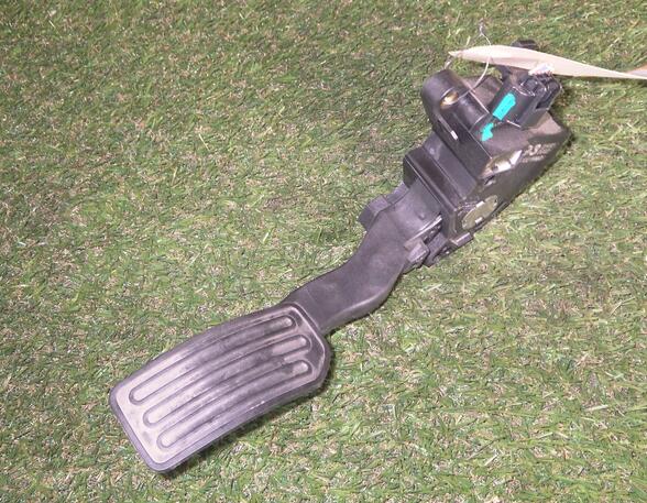 Accelerator pedal NISSAN Micra IV (K13)