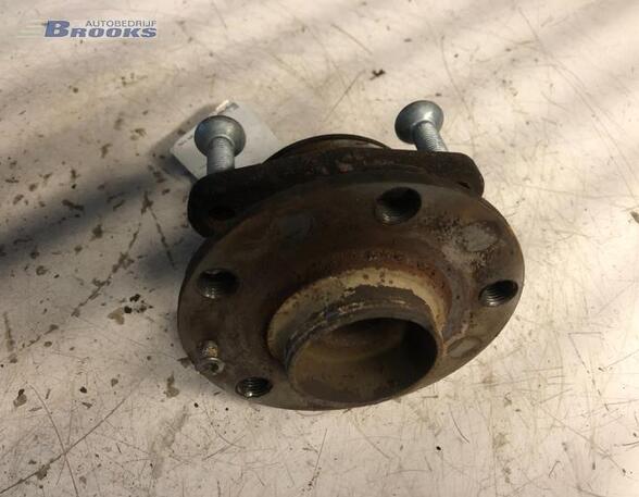 Wheel Hub AUDI A6 (4F2, C6)