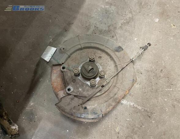 Wheel Hub OPEL VECTRA B Estate (J96)