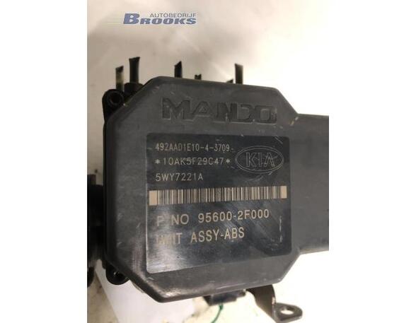 Pumpe ABS Kia Cerato I Schrägheck LD 589202F000 P1286119