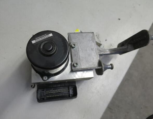 
Pumpe ABS Mercedes-Benz CLK Cabriolet A209 A0054312912 P7137960
