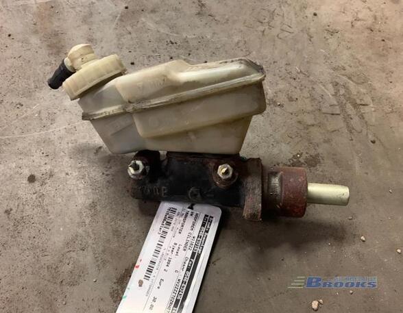 Brake Master Cylinder VW TRANSPORTER IV Bus (70B, 70C, 7DB, 7DK, 70J, 70K, 7DC, 7DJ)