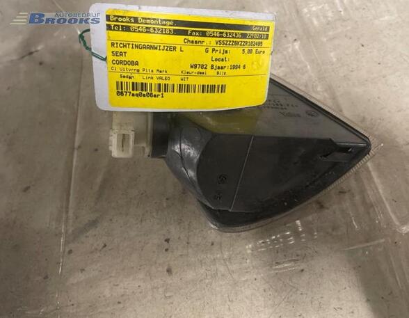 Blinker links Seat Cordoba 6K/C  P1689183