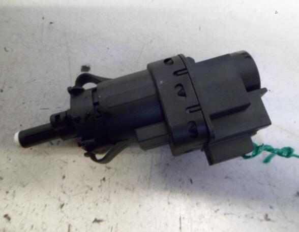 Brake Light Switch FORD MONDEO IV Turnier (BA7), FORD MONDEO V Turnier (CF)