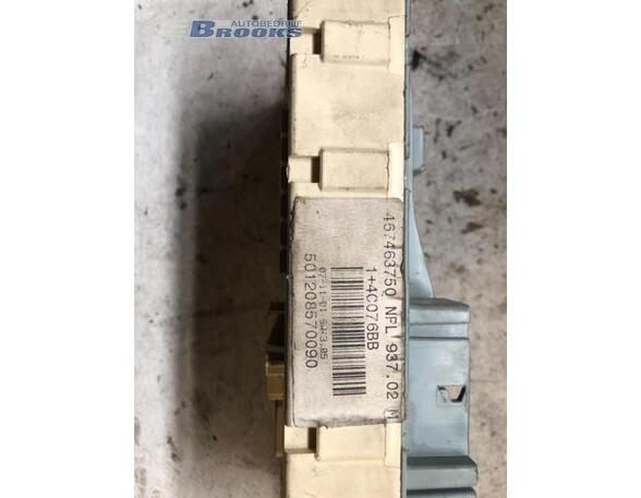 Fuse Box ALFA ROMEO 147 (937_)