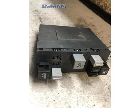 Fuse Box VW PASSAT (3C2), VW PASSAT (362)