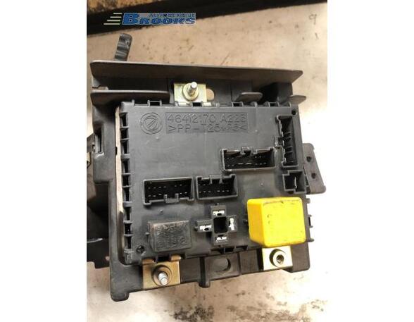 Fuse Box FIAT BARCHETTA (183_)