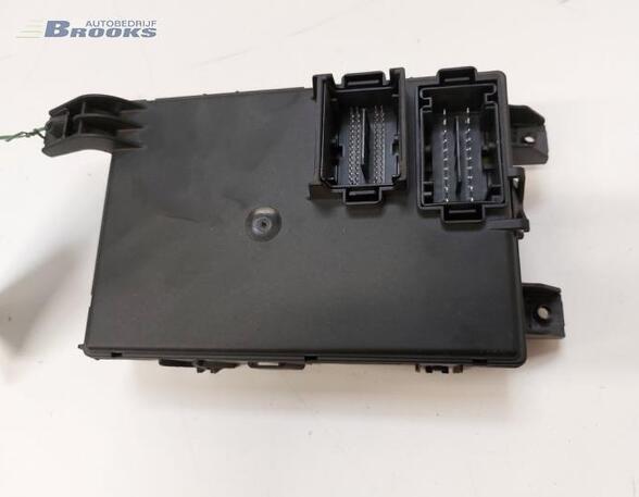 Fuse Box OPEL CORSA D (S07)