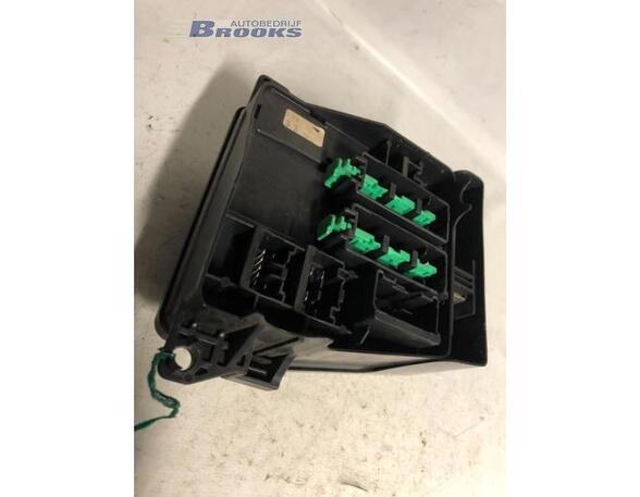 Fuse Box MAZDA PREMACY (CP)