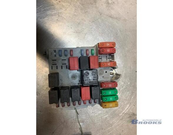 Fuse Box FIAT BRAVO II (198_)