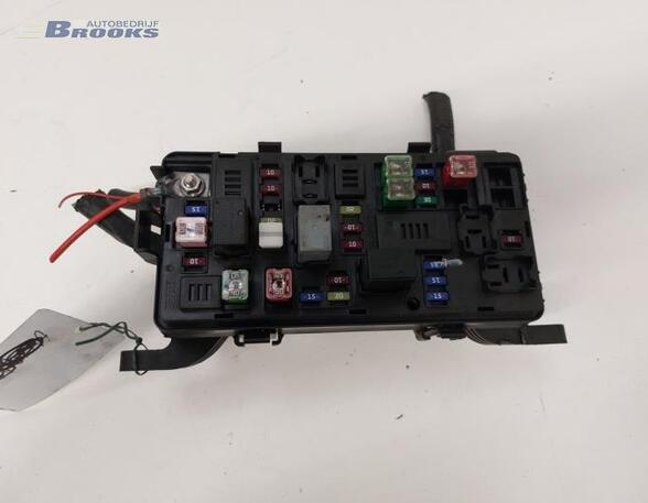 Fuse Box CHEVROLET SPARK (M300)