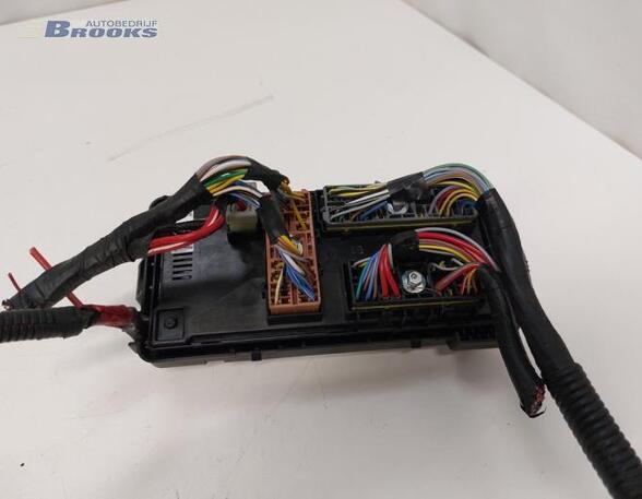 Fuse Box CHEVROLET SPARK (M300)