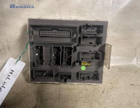 Fuse Box FORD TRANSIT CONNECT (P65_, P70_, P80_)