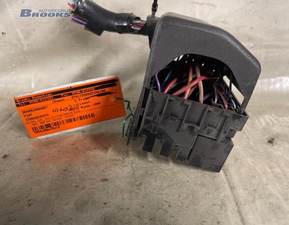 Fuse Box FIAT CINQUECENTO (170_)