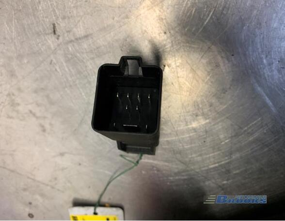 Glow Plug Relay Preheating VW CRAFTER 30-50 Van (2E_)