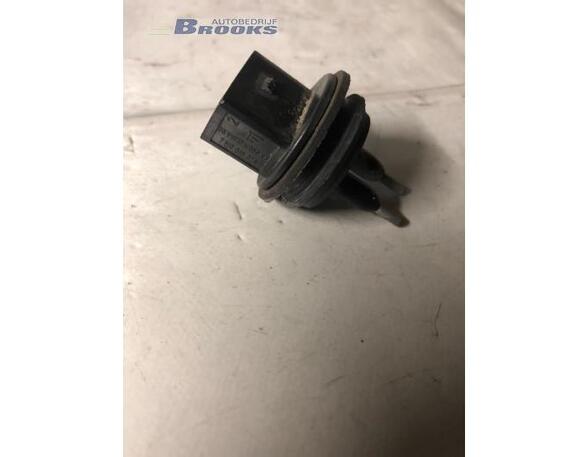 Sensor VW PASSAT (3B3)