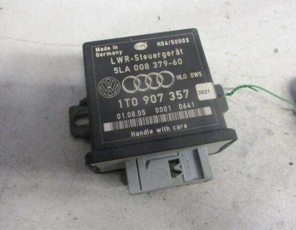 Control unit for lighting VW GOLF V (1K1), VW GOLF VI (5K1)