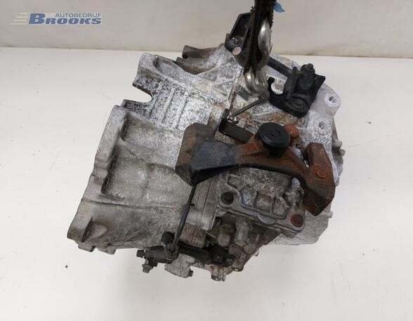 Manual Transmission VOLVO V40 Hatchback (525, 526), VOLVO V40 Cross Country (526)