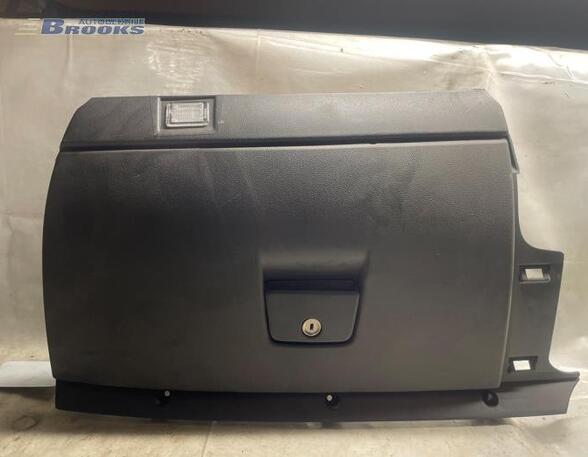 Glove Compartment (Glovebox) VOLVO V50 (545)