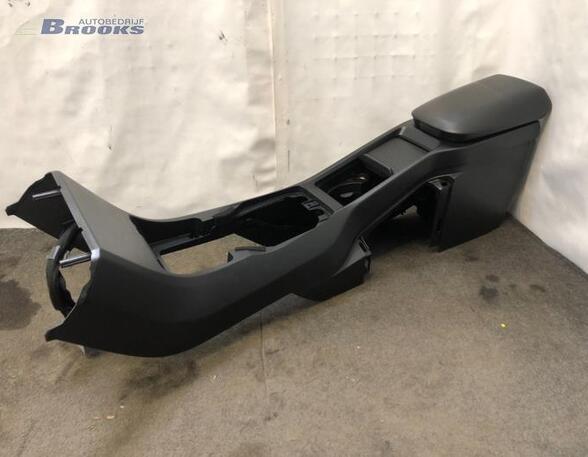 Center Console VOLVO V40 Hatchback (525, 526), VOLVO V40 Cross Country (526)