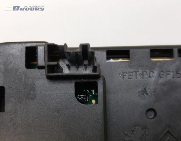 Monitor Navigationssystem Citroen DS5  9802390877 P17413208