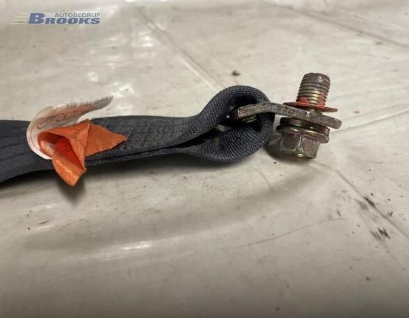 Safety Belts TOYOTA STARLET (_P8_)