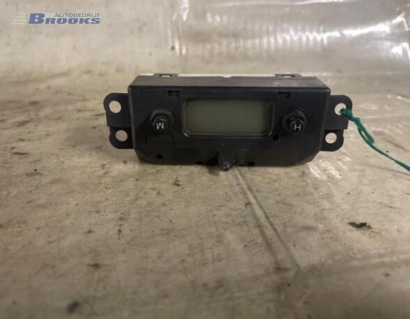 Uhr Ford Focus Stufenheck DFW 98AB15000CCW P1676335