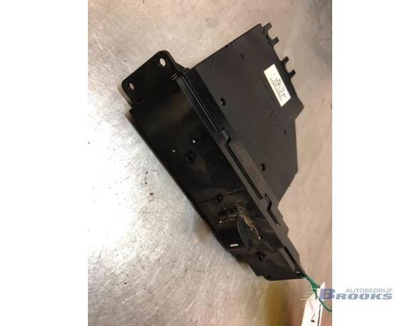 Switch for window winder LAND ROVER RANGE ROVER III (L322)