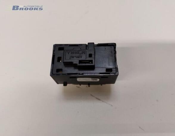 Switch for window winder TESLA MODEL 3 (5YJ3)