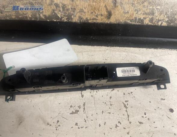 Switch for hazard light FIAT GRANDE PUNTO (199_), FIAT PUNTO (199_), FIAT PUNTO EVO (199_)