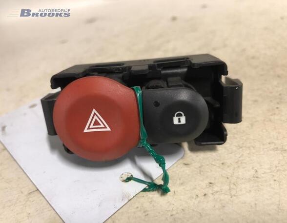 Schalter für Warnblinker Renault Clio III Kasten/Schrägheck R 8200214896A P1384243