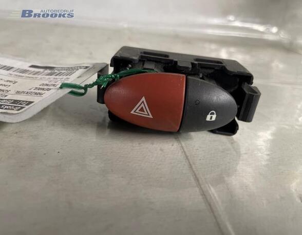 Schalter für Warnblinker Renault Twingo II CN0 8200214896A P6794339