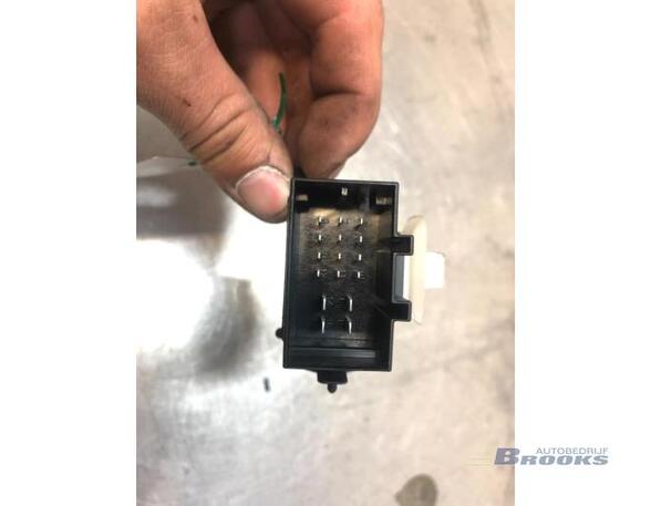 Control unit for seat heating SEAT IBIZA IV ST (6J8, 6P8)