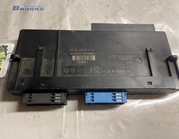 Control unit for door drawing support BMW 1 (E87), BMW 1 (E81), BMW 1 Coupe (E82)