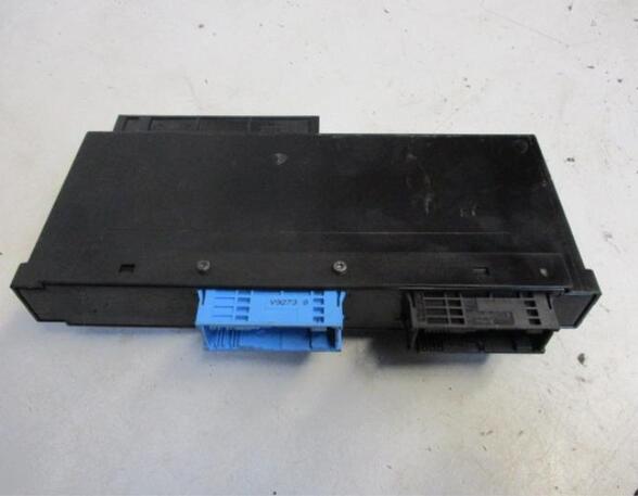 Control unit for door drawing support BMW 1 (E87), BMW 1 (E81), BMW 1 Coupe (E82)