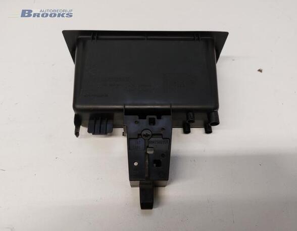 Ablagekasten Opel Vivaro B Kasten X82 684758924R P19756899