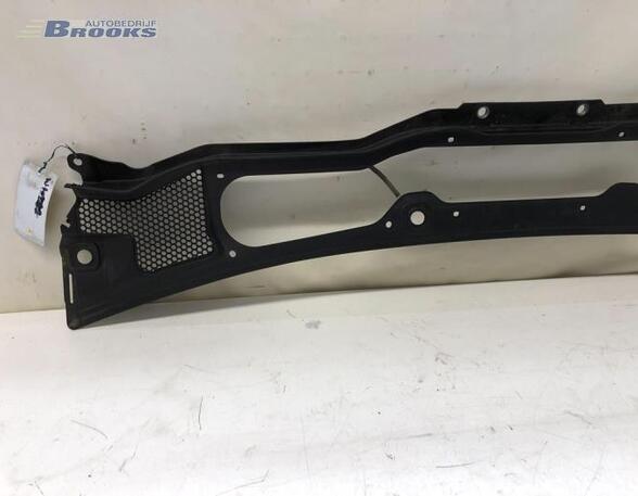 Water Deflector VOLVO V40 Hatchback (525, 526), VOLVO V40 Cross Country (526)