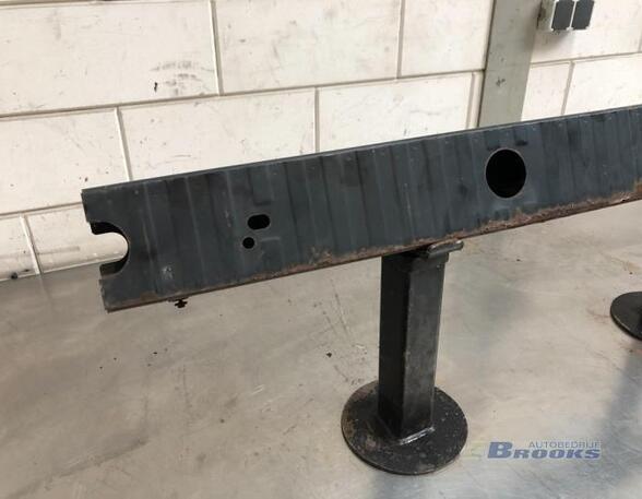 Bumper Mounting LAND ROVER RANGE ROVER III (L322)