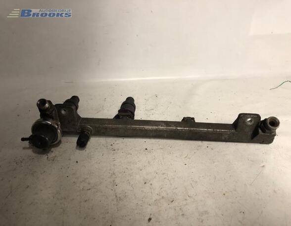 Injector Nozzle OPEL ASTRA F Hatchback (T92)