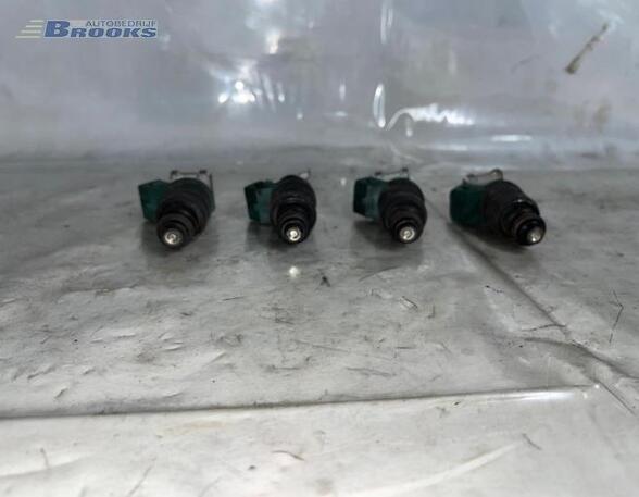 Injector Nozzle VW GOLF IV (1J1)