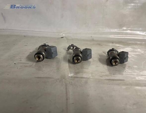 Injector Nozzle VW GOLF IV (1J1)