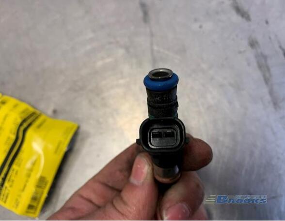 Injector Nozzle RENAULT CLIO IV Grandtour (KH_)