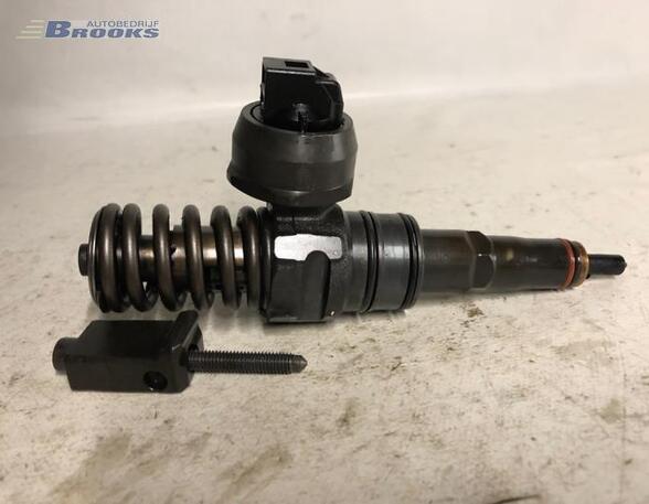 Injector Nozzle VW TOURAN (1T1, 1T2), VW TOURAN VAN (1T1, 1T2)