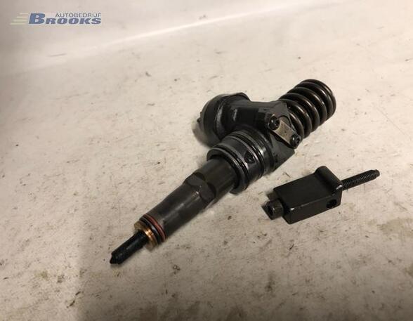 Injector Nozzle VW TOURAN (1T1, 1T2), VW TOURAN VAN (1T1, 1T2)