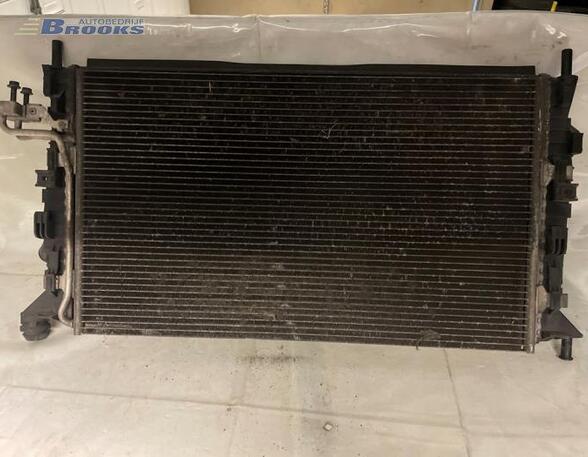 Radiator VOLVO V50 (545)