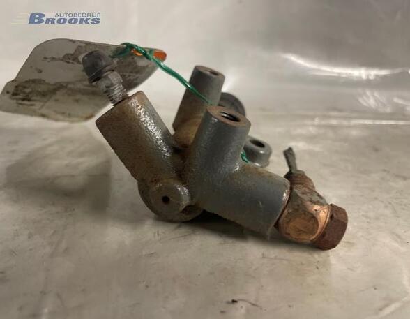 Clutch Master Cylinder TOYOTA YARIS (_P1_)