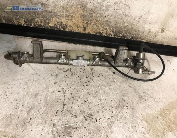 Petrol Fuel Rail FORD MONDEO II (BAP)