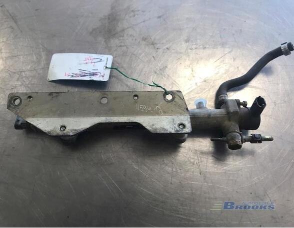 Petrol Fuel Rail OPEL VIVARO A Van (X83)