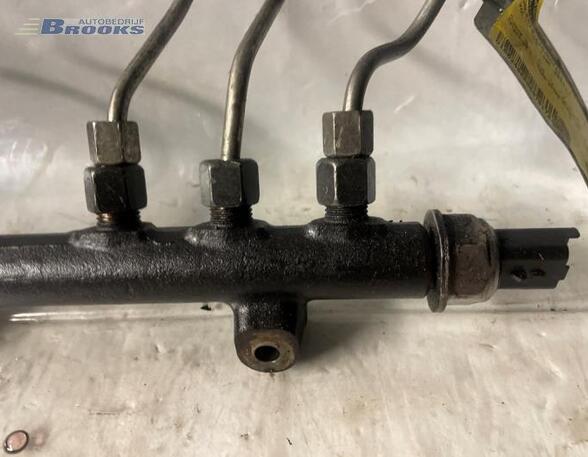 Petrol Fuel Rail VOLVO V50 (545)